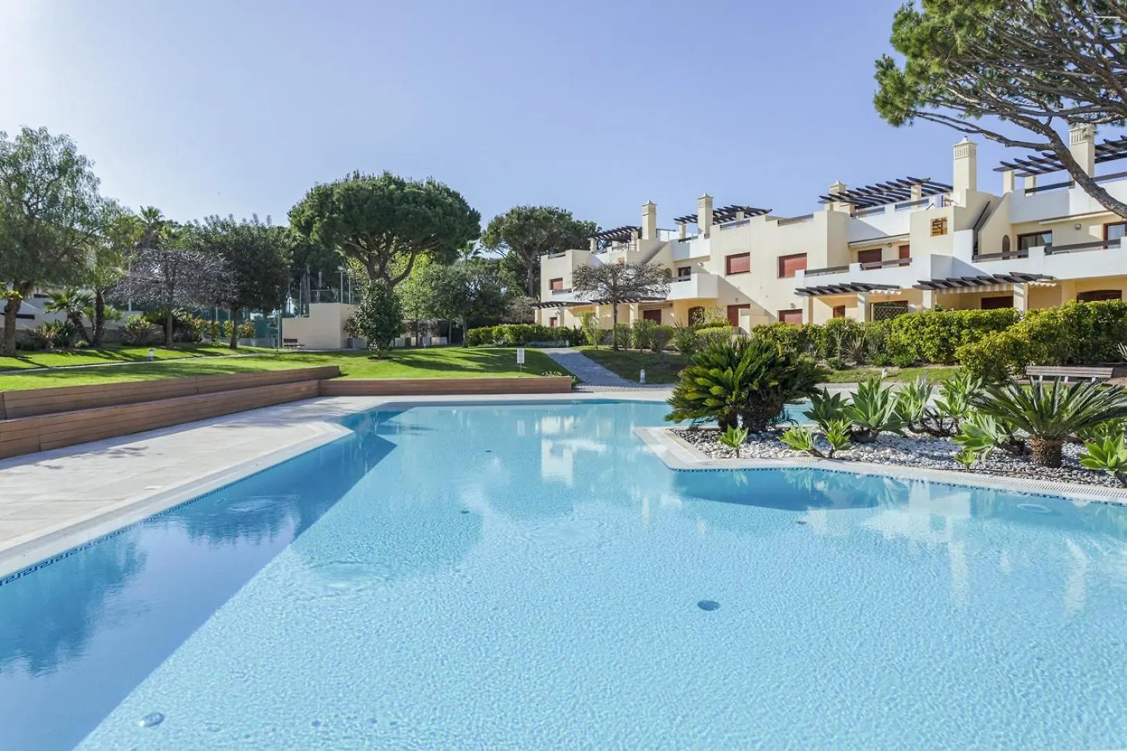 Hopstays - Vilamoura Vila Sol Quarteira Apartment