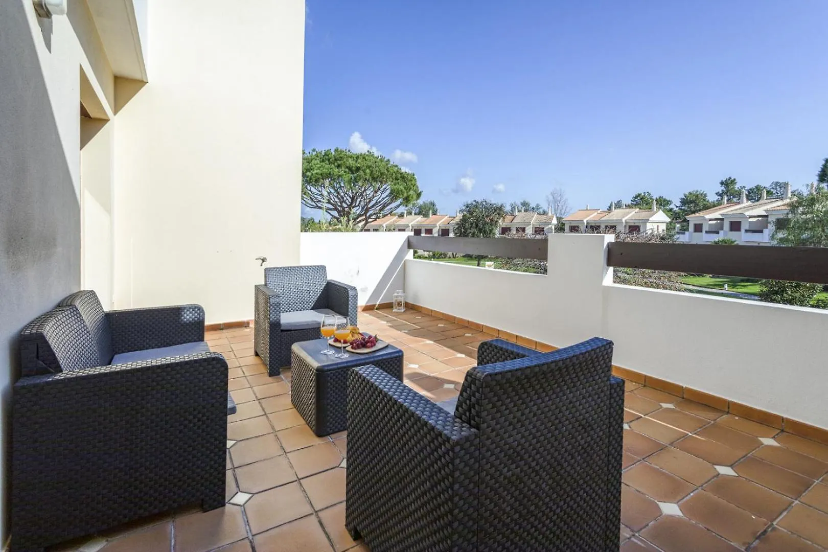 Hopstays - Vilamoura Vila Sol Quarteira 0*,  Portugal