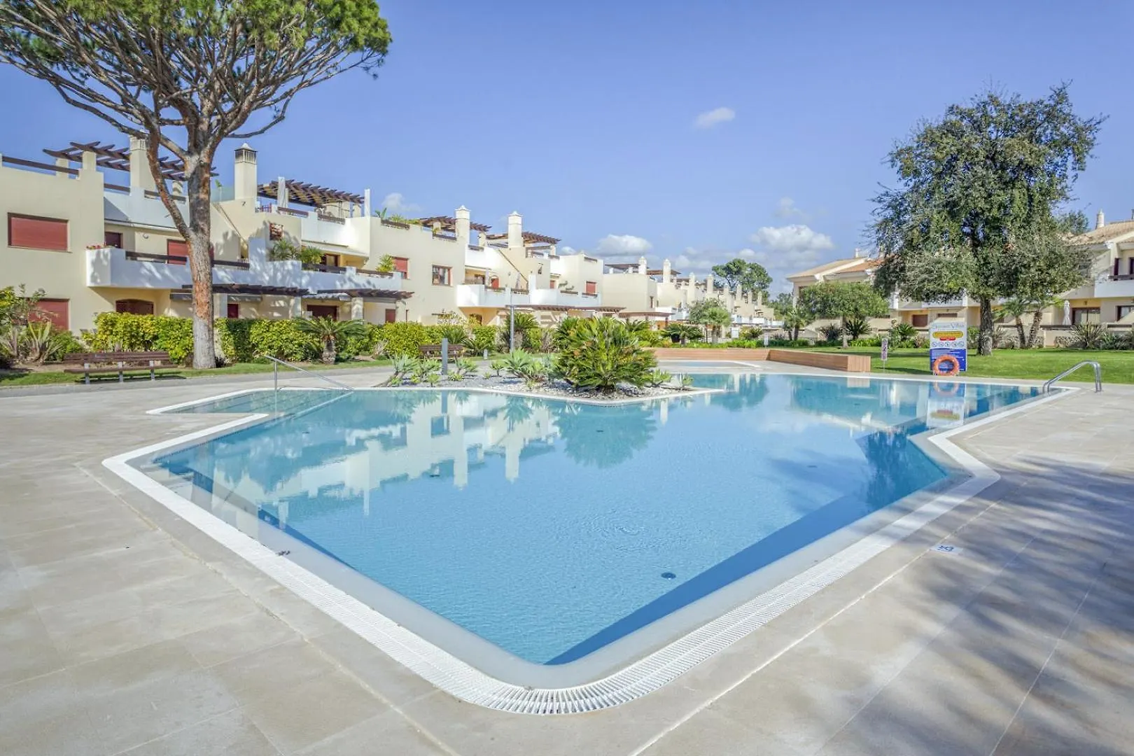 Hopstays - Vilamoura Vila Sol Quarteira