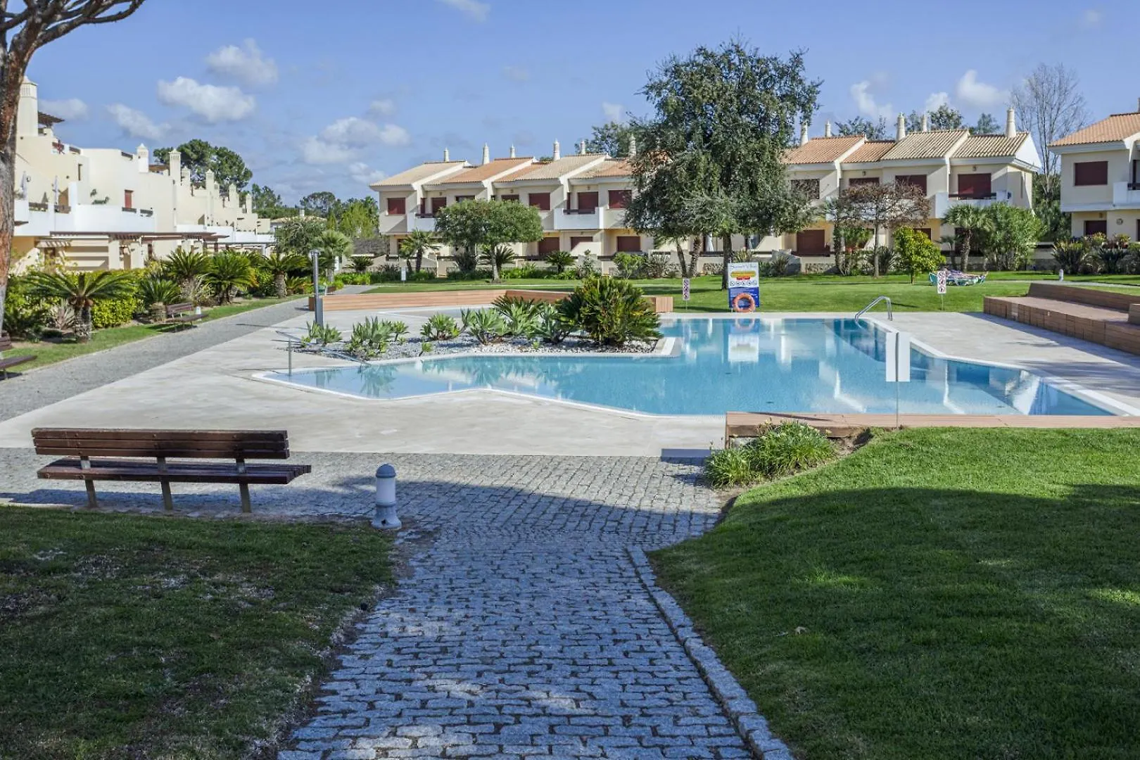 Hopstays - Vilamoura Vila Sol Quarteira